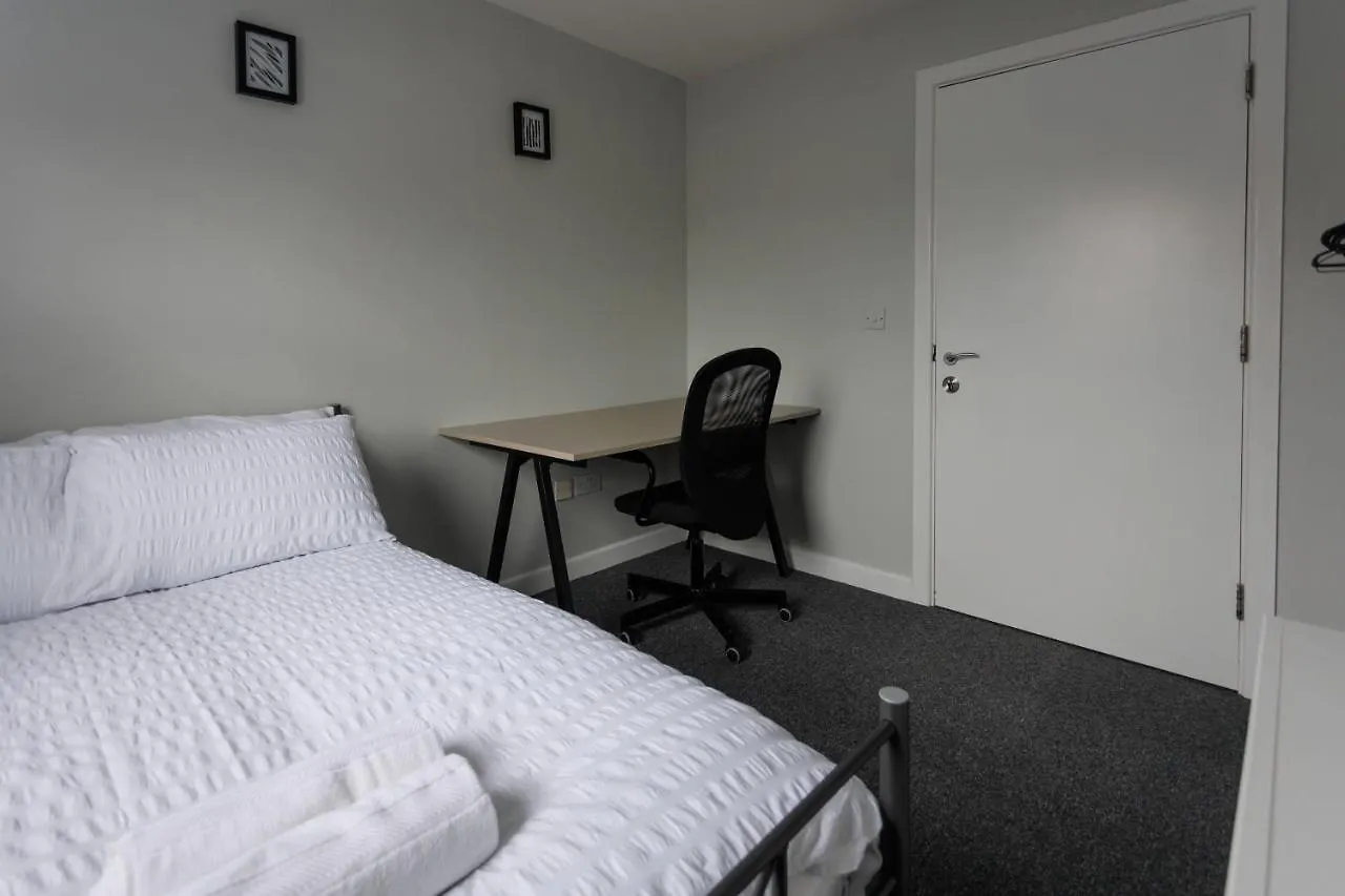 2 Bedroom Ground Floor Apartment Belfast 0*,  Regno Unito